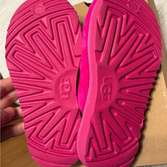 UGG Kids Fluff Yeah Slide - Picture 5 of 5